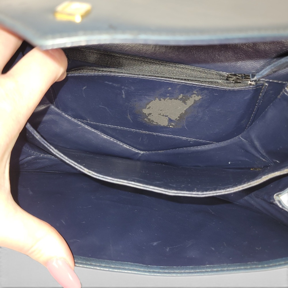 Vintage 1980s Guy Laroche Envelope Bag Navy Blue Leather Crossbody Made In Franc - Picture 11 of 13